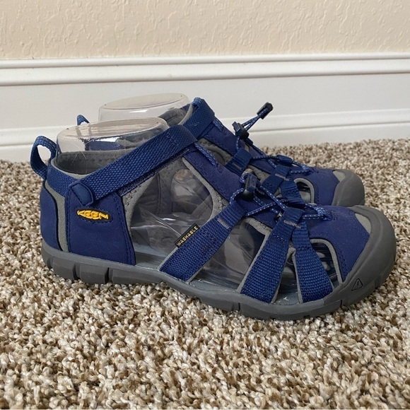 Keen | Boy's Seacamp II CNX Sandals Blue Depths/Gargoyle Size 5 - Picture 1 of 7